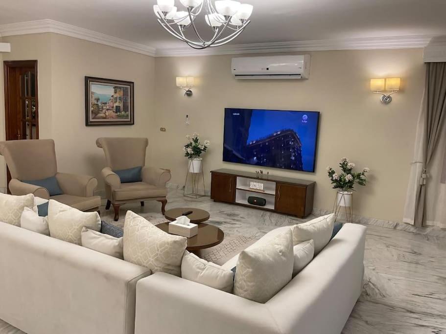 Your Peaceful Haven In Degla