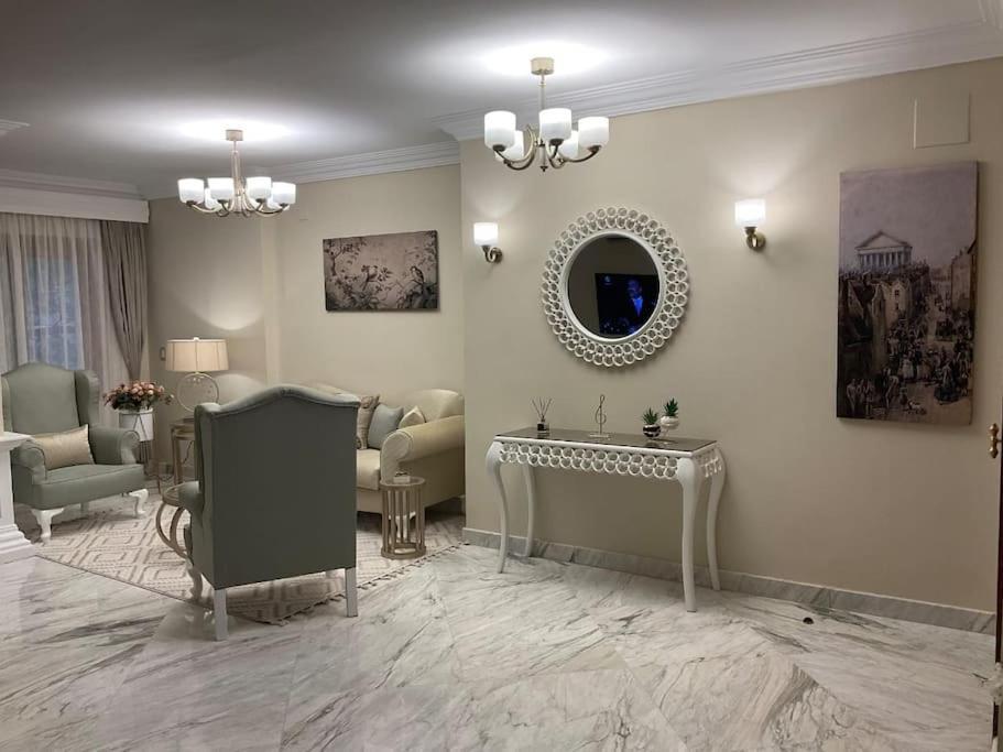 Your Peaceful Haven In Degla Apartment
