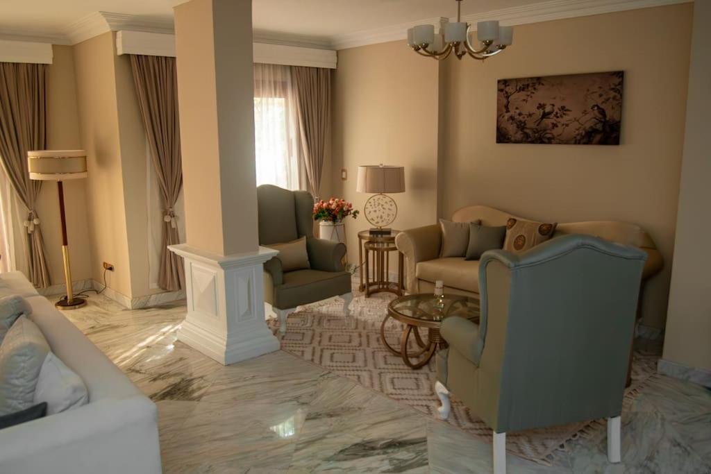 Your Peaceful Haven In Degla