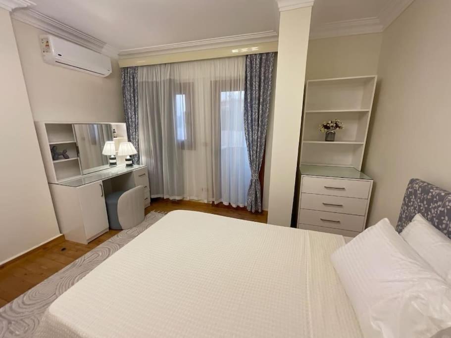 Your Peaceful Haven In Degla