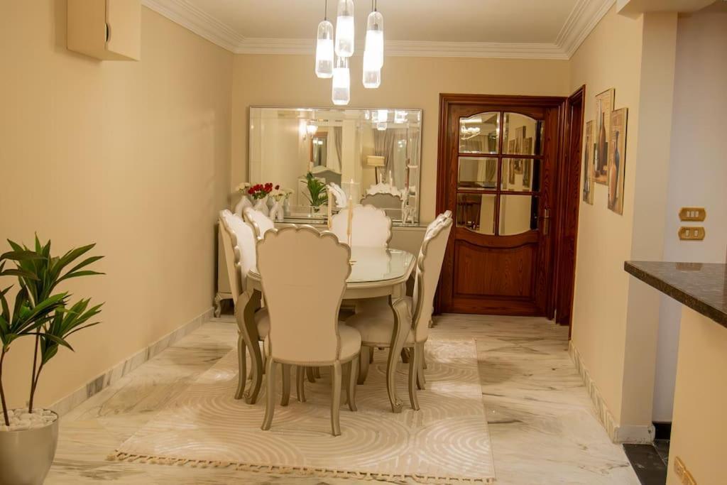 Your Peaceful Haven In Degla Apartment *